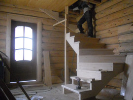 лестница  из дерева