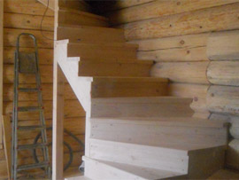 деревянная лестница