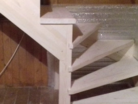 Лестницы деревянные