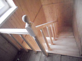 Лестницы деревянные
