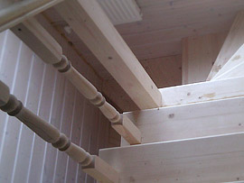 лестница дуб