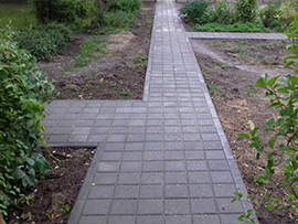 дорожка в частном доме